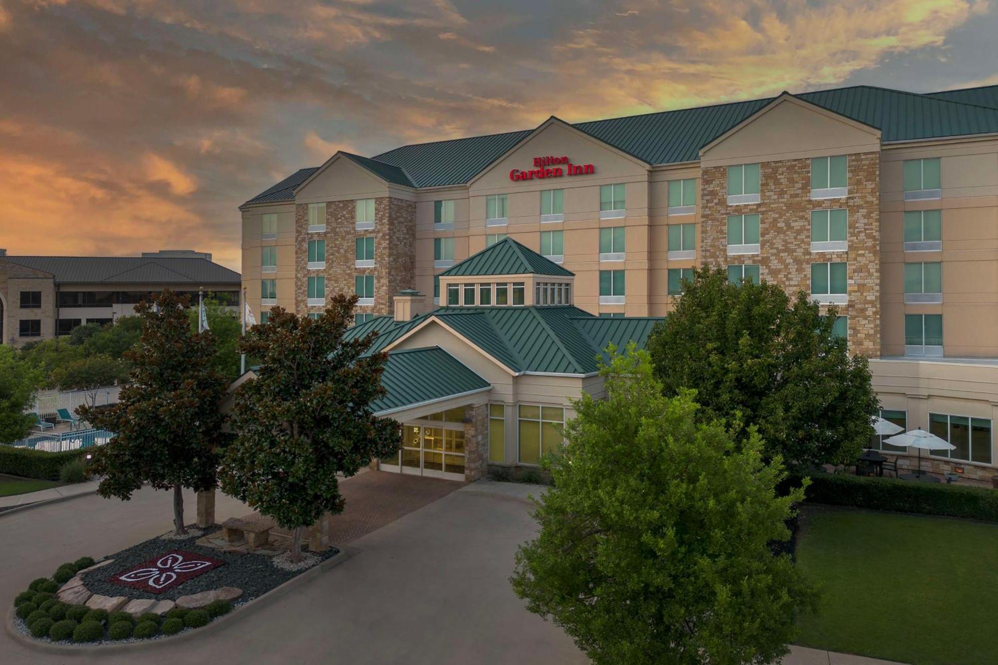 Hilton Garden Inn Frisco Exteriör bild