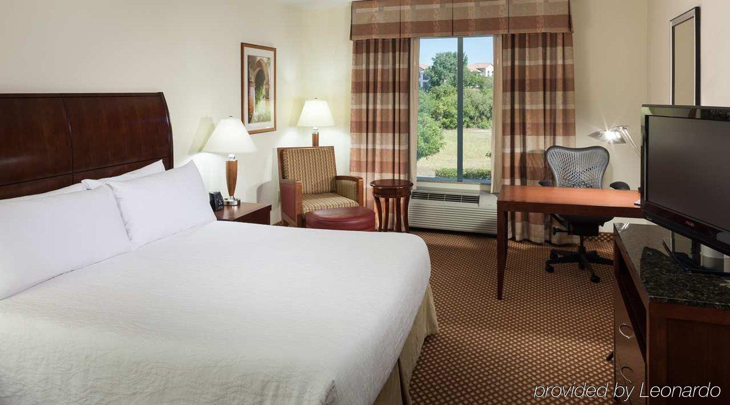 Hilton Garden Inn Frisco Exteriör bild