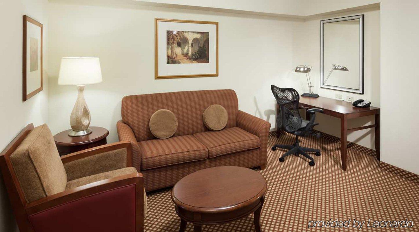 Hilton Garden Inn Frisco Exteriör bild