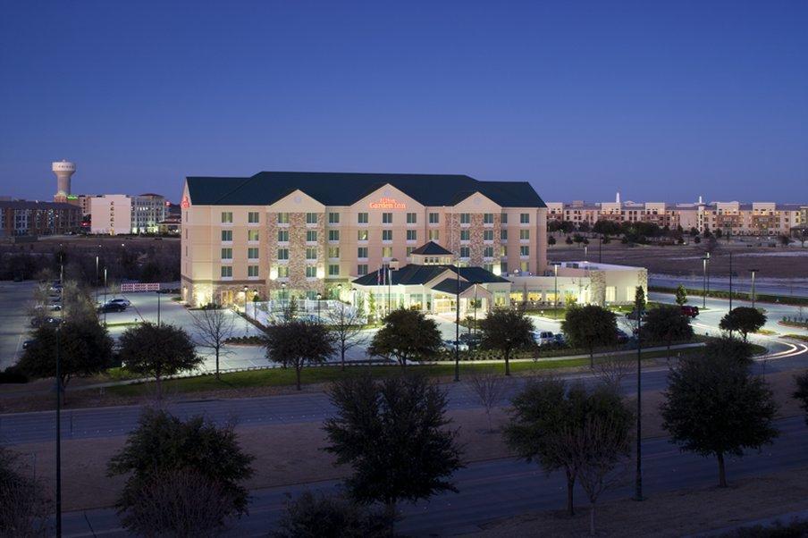 Hilton Garden Inn Frisco Exteriör bild